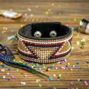 Набір для вишивання бісером на штучній шкірі Волшебная страна Браслет (3х22см) FLBB-027